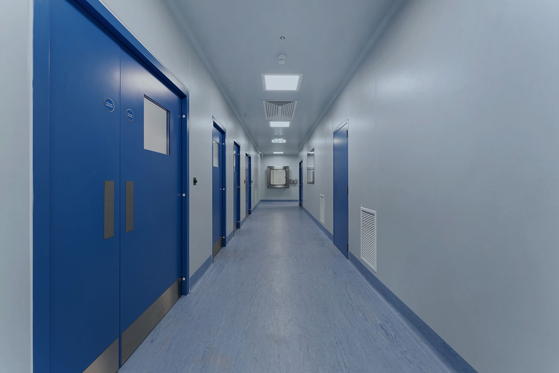 GMP cleanroom laboratories, Spalding, Lincolnshire